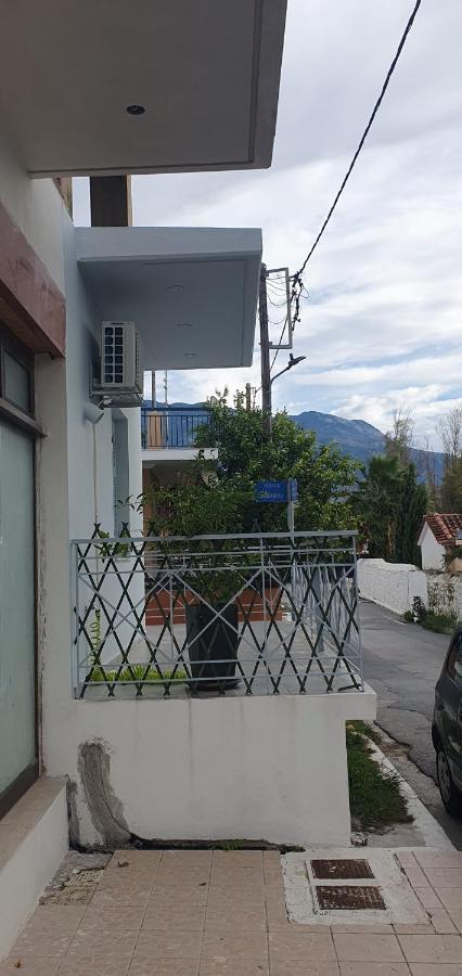 Venetia' S House Villa กาลามาตา ภายนอก รูปภาพ